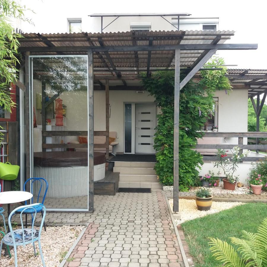Nyíregyháza Aliz Apartman מראה חיצוני תמונה